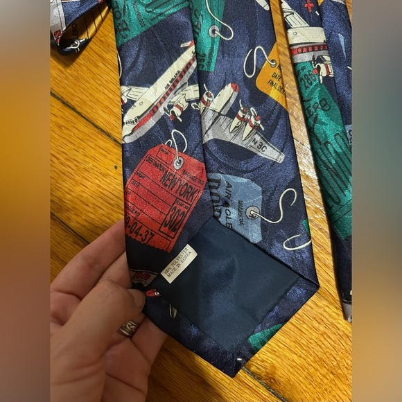 AIRPLANE TRAVEL STEVEN HARRIS SUIT DESIGNER NECKTIE TIE FREE SHIPPING - Picture 4 of 5